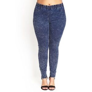 Forever 21 Plus Size Acid Wash Jeans/ Jeggings